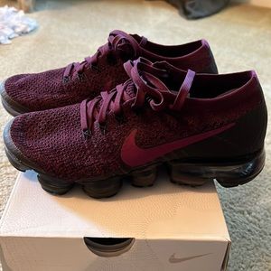 Nike Womens Air Vaporknit Flyknit